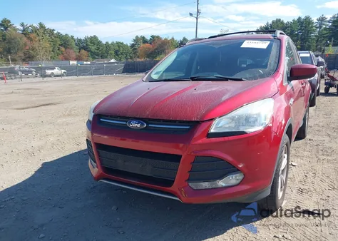 2016 Ford Escape Se z USA, uszkodzony, nr VIN 1FMCU9GX8GUB86751